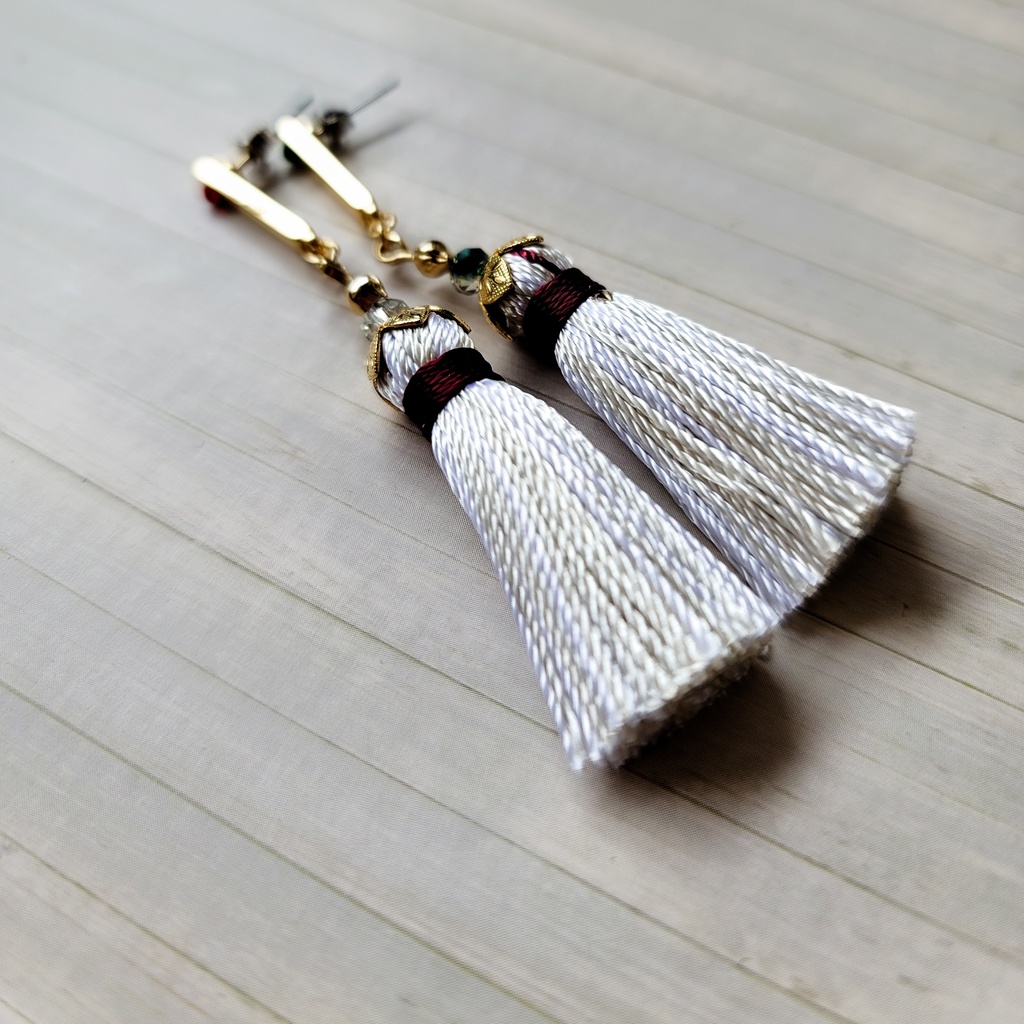 鬼滅の刃 イメージアクセサリー タッセルピアス