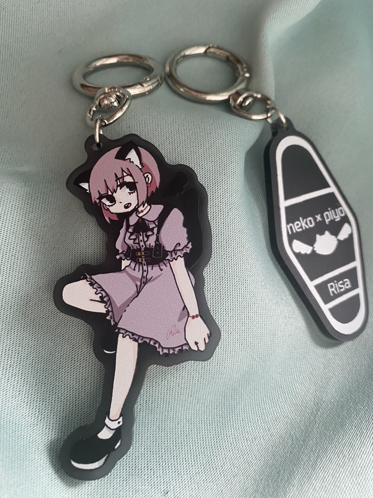 アクリルキーホルダー（ネコピヨタグ）