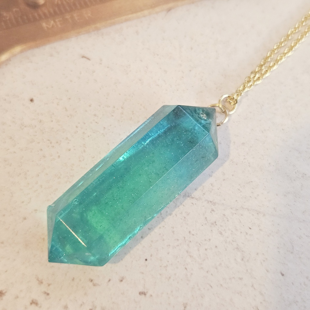 EMERALDS ネックレス