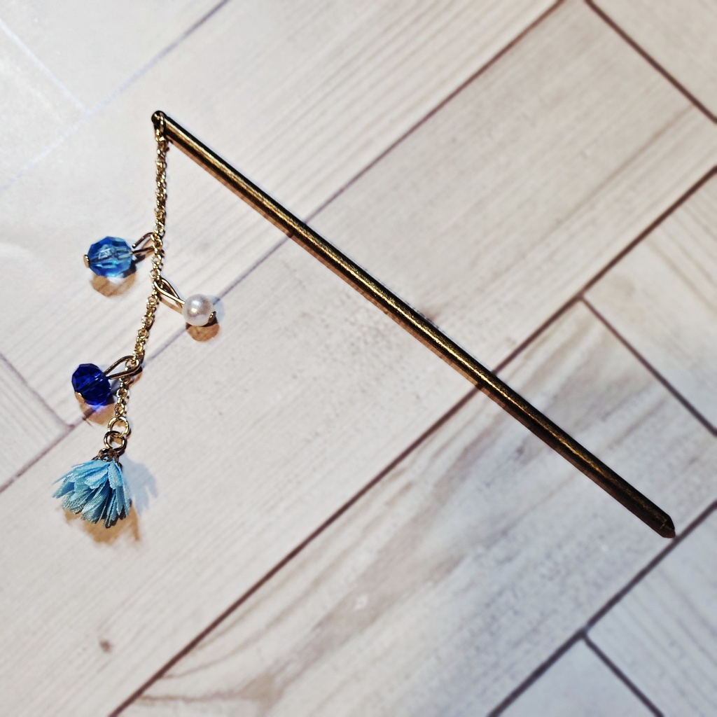 好吃来世deエレクトリック かんざし