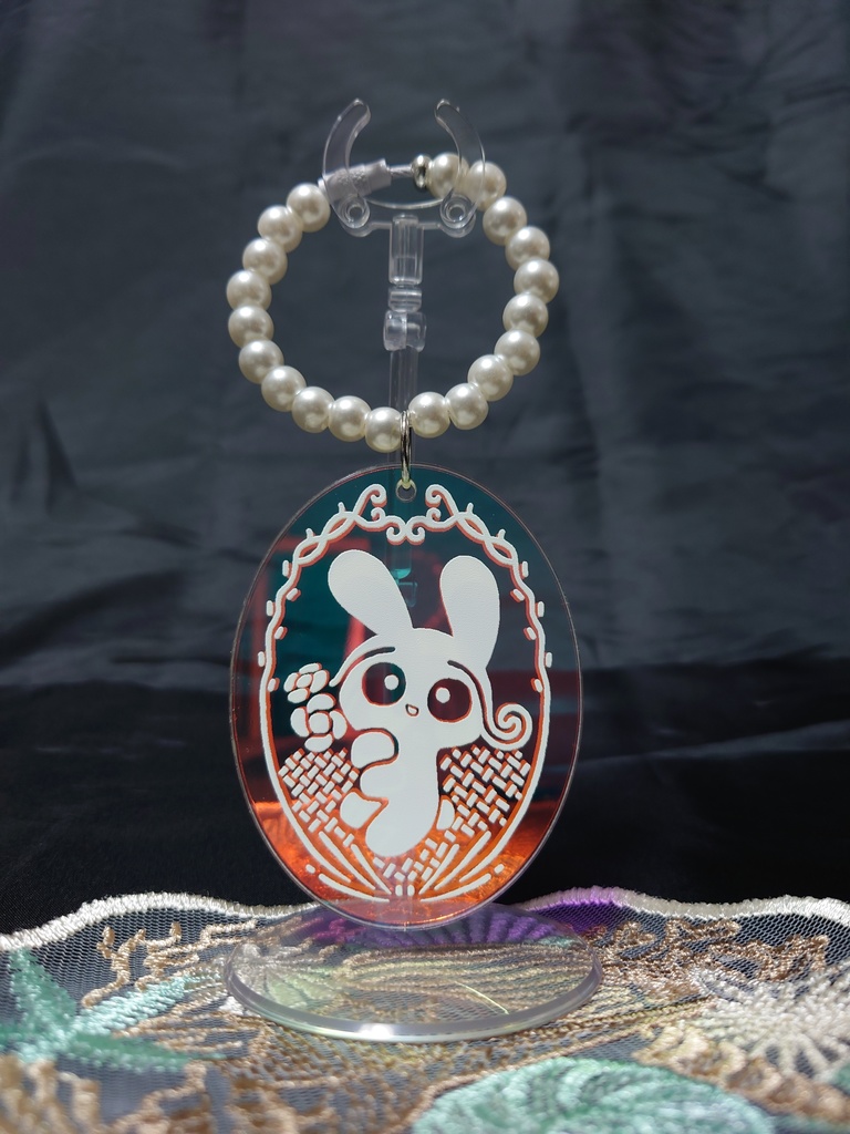わくわくキーホルダー　うさぎカメオ(オーロラ)