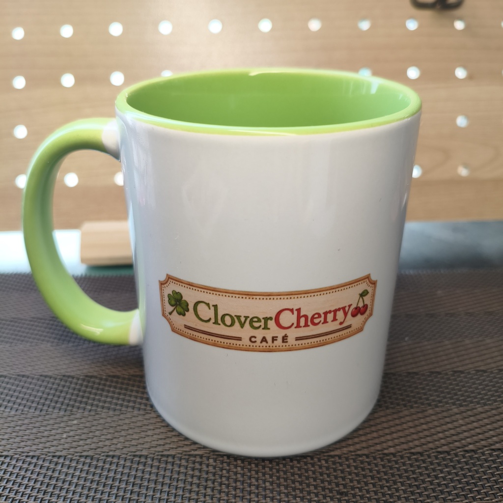 カフェCloverCherry マグカップ・緑(Illustrator:白川憶人)