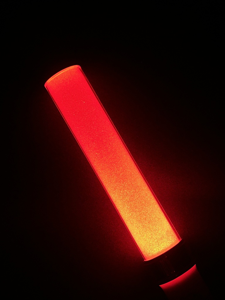 〈キラキラ光るぞ!〉ラメ発光ペンライトキラキラフィルム