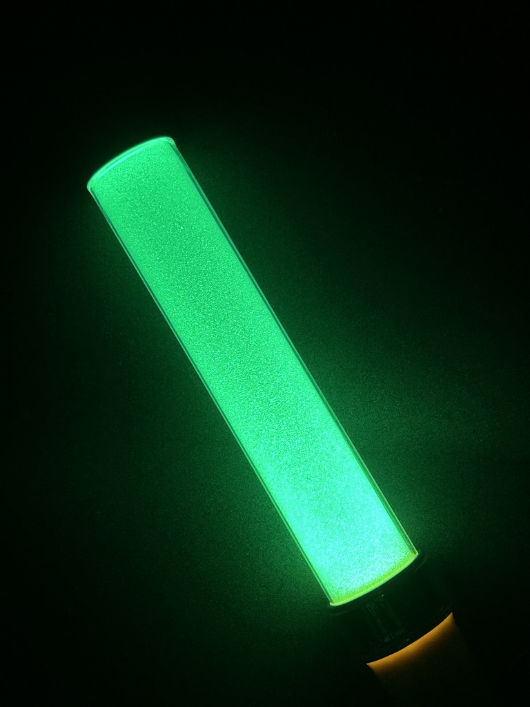 〈キラキラ光るぞ!〉ラメ発光ペンライトキラキラフィルム