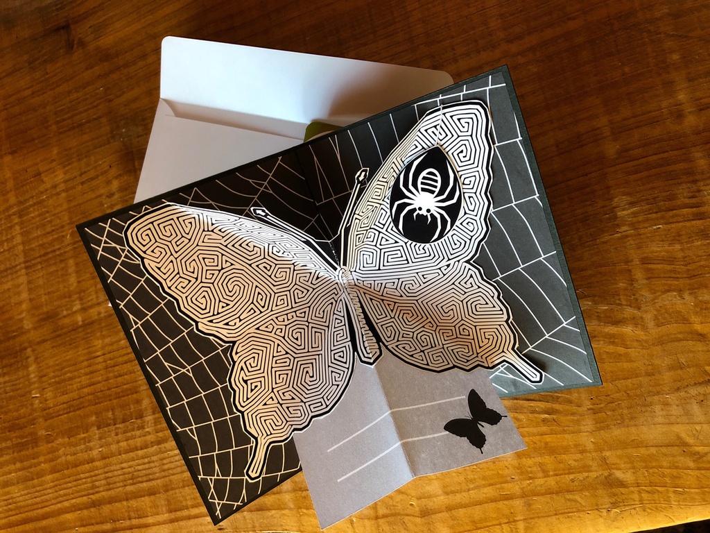 迷路の蝶のポップアップカード
