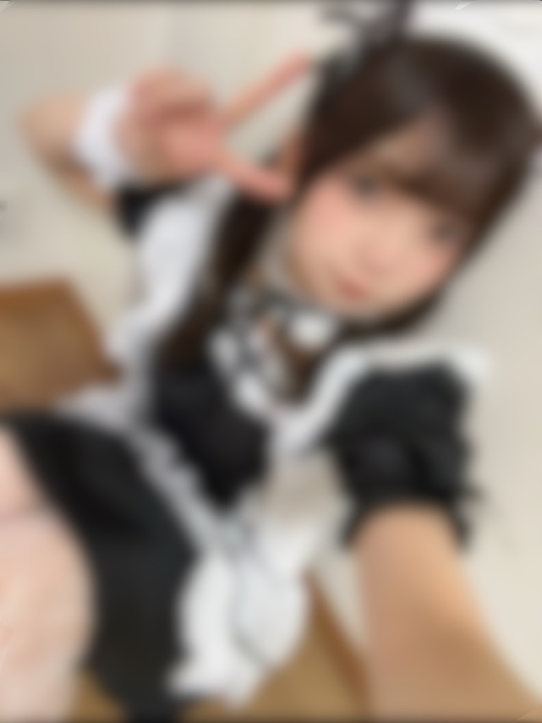 ぽむチェキ　メイドさん🍪