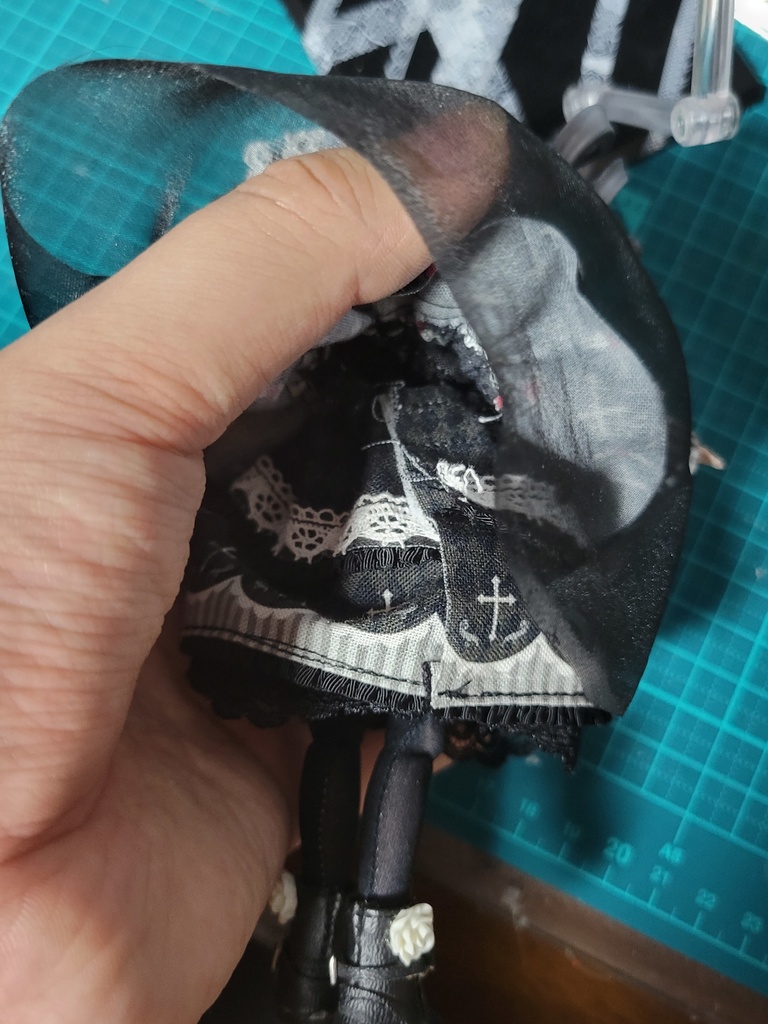 クロスゴシックドレス