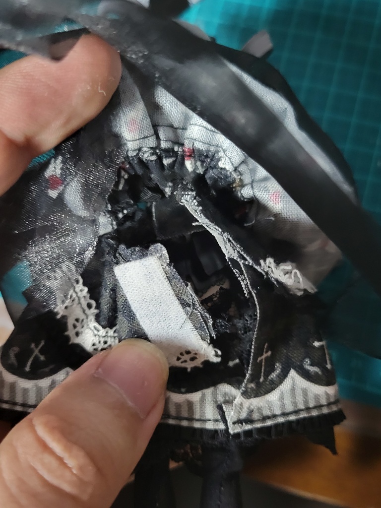 クロスゴシックドレス