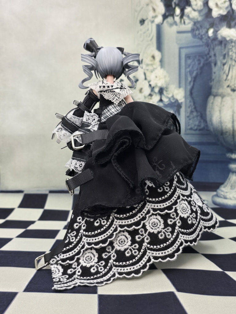 エーデル シュヴァルツ クレイド ツヴァイ