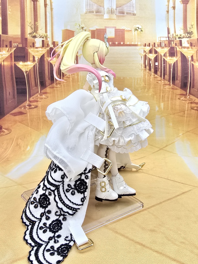 ハイリヒ ヴァイス クレイド