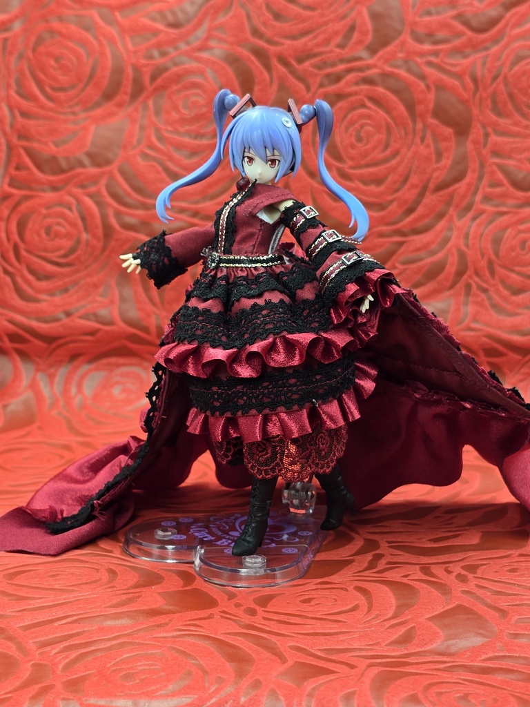 シャルラハロート・ローゼン・クレイド