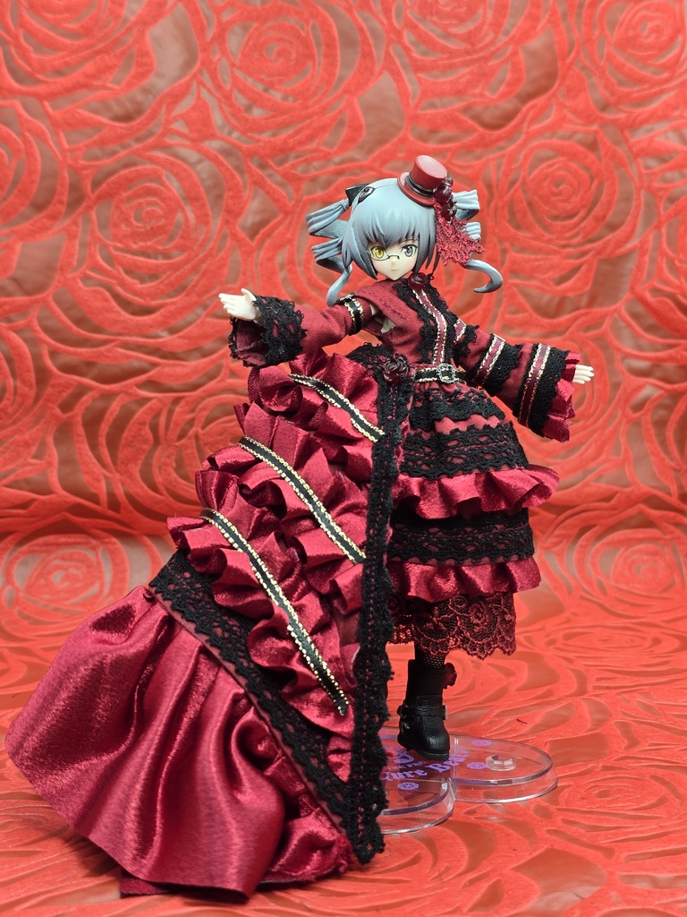 シャルラハロート・ローゼン・クレイド