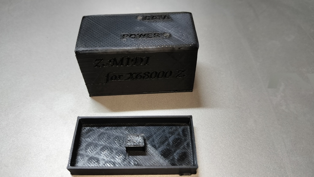 ZUIKI X68000 Z用 MIDI ユニット「Z-MIDI for X68000 Z」DINモデル用ケース