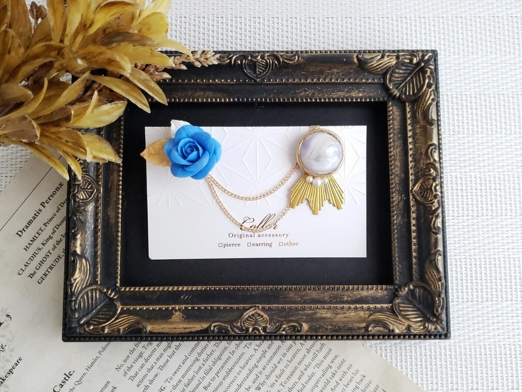 🆕【Collorコラボ作品】花咲く勲章の襟飾り/ブローチ