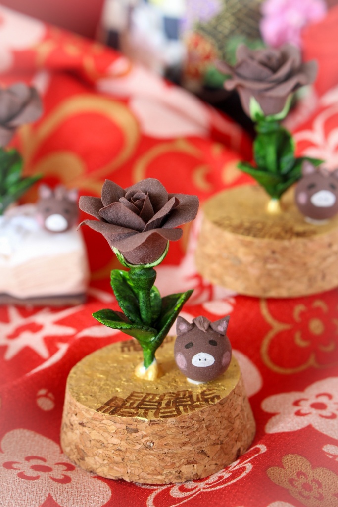 ガラスドーム仕立てのバラー午ー