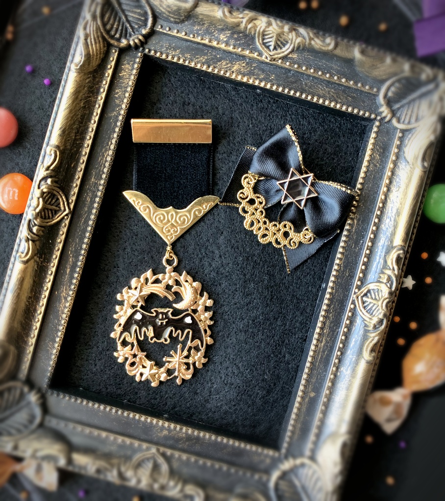 にっこりこうもりさん勲章セット 勲章ノ店 紗留楼 しゃるろ Booth