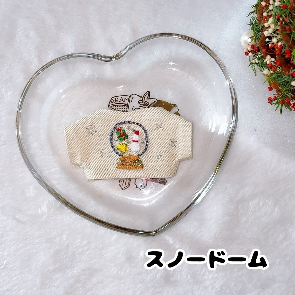 クリスマス刺繍服2024