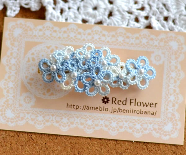 花束バレッタ(ブルーホワイトMIX)レース編み タティングレース