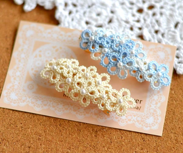 花束バレッタ(ブルーホワイトMIX)レース編み タティングレース