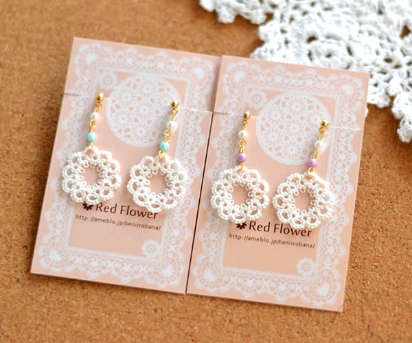 お花のミニドイリー イヤリング / ピアス(ラベンダー)レース編み タティングレース