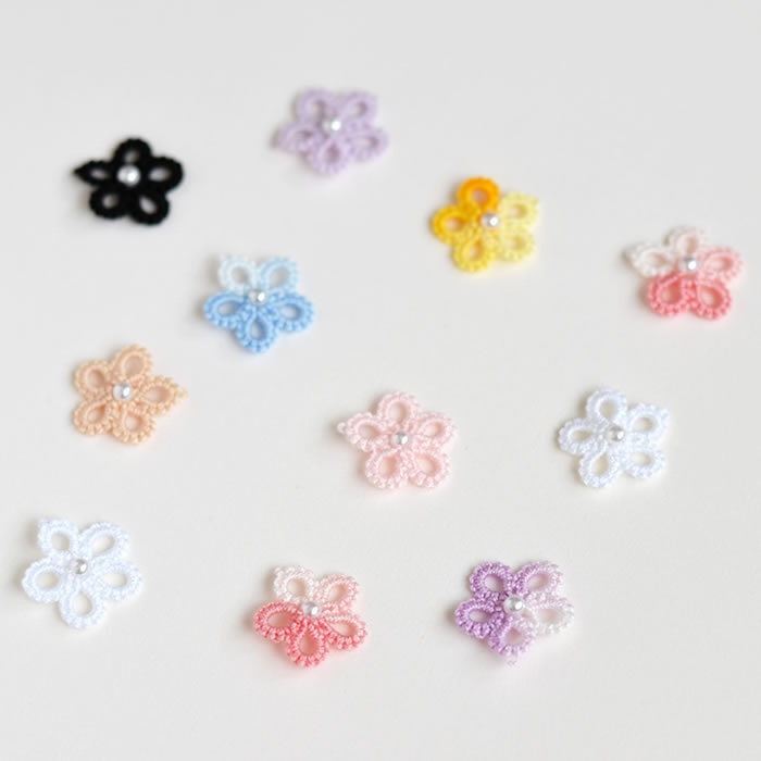 小花 ピアス / イヤリング(ピンクMIX)シンプル 小ぶり 軽い かわいい 樹脂フック