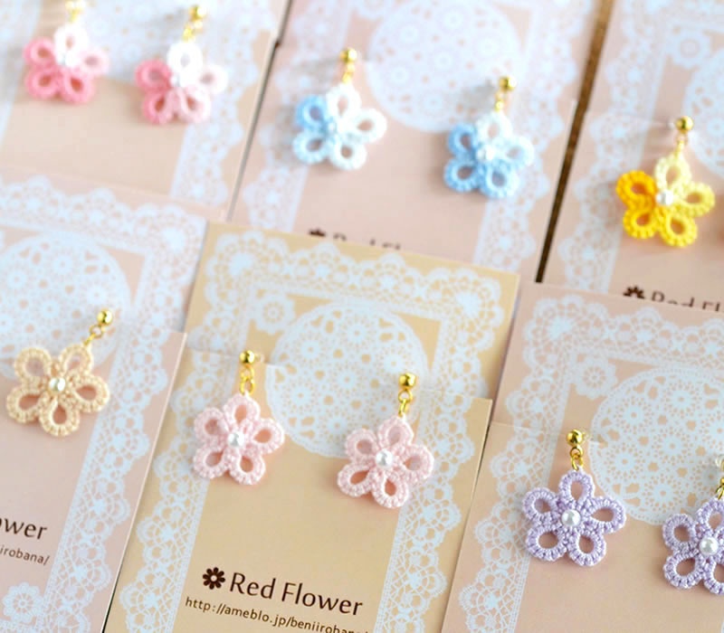 小花 ピアス/ イヤリング(パープル)シンプル 小ぶり 軽い かわいい 樹脂フック