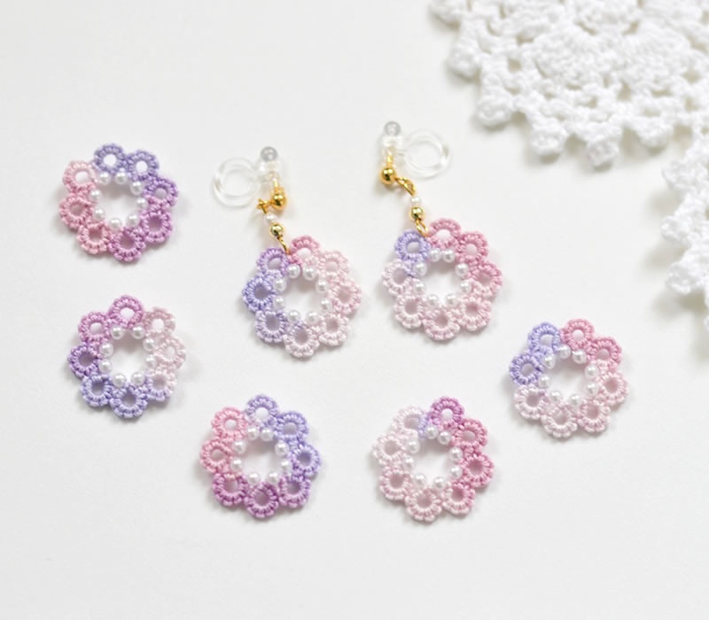 パール 花 ピアス / イヤリング(パープル ピンク)軽い 繊細 上品 揺れる かわいい 樹脂フック