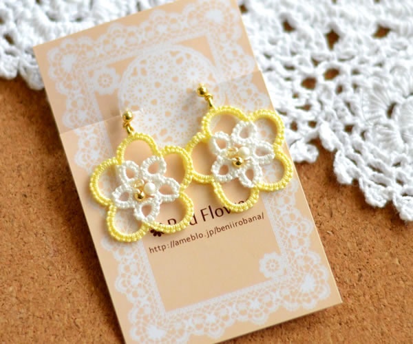 キラキラ輝く お花 樹脂イヤリング レース編み 大ぶり 花