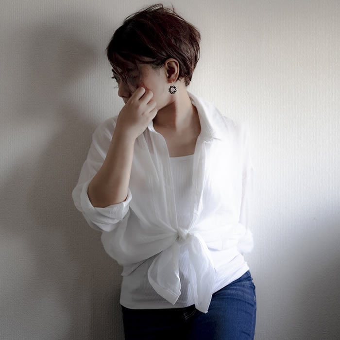 花 パール 樹脂イヤリング ノンホールピアス 軽い 繊細 上品 揺れる かわいい