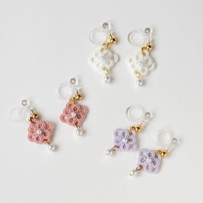 花 パール 樹脂イヤリング ノンホールピアス 小ぶり 繊細 軽い 揺れる 上品