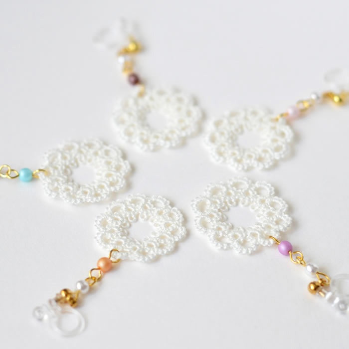 花 レース 樹脂イヤリング ノンホールピアス レースフラワー 揺れる 軽い かわいい