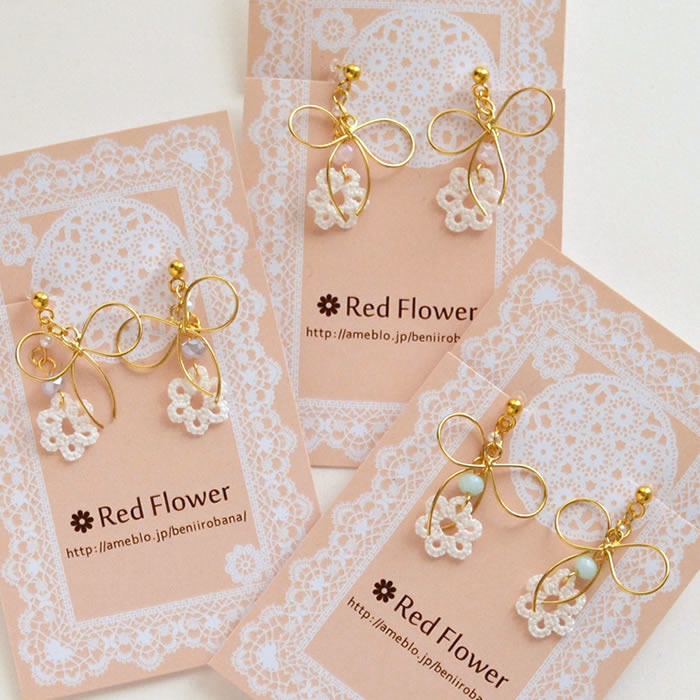 お花とリボンの ピアス / イヤリング(ブルー)揺れる かわいい フラワー りぼん