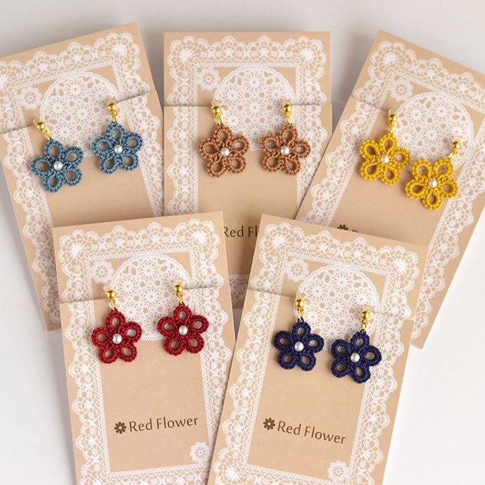 小花 樹脂イヤリング ノンホールピアス シンプル 小ぶり 軽い