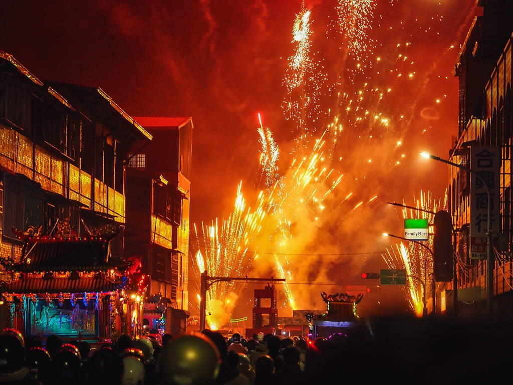 不夜炮城 台湾ロケット花火祭参加記録