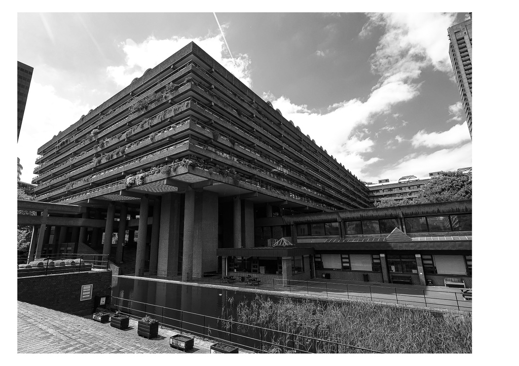 LONDON ESTATES 英国倫敦団地散歩