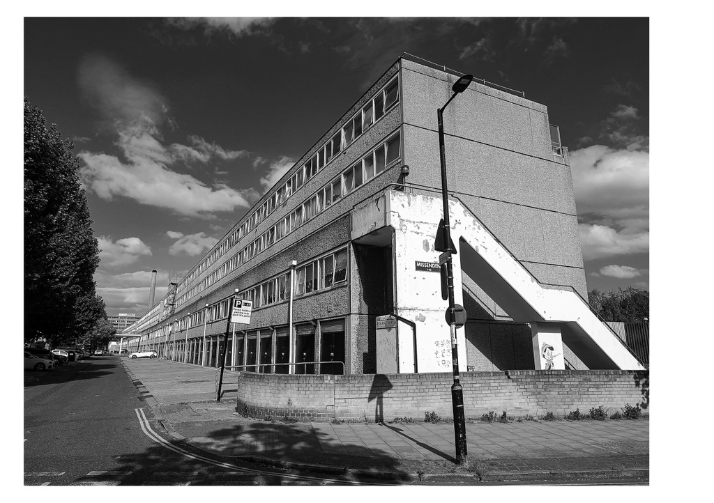 LONDON ESTATES 英国倫敦団地散歩