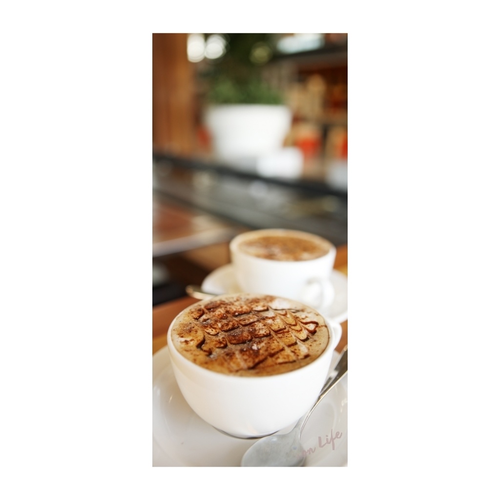 Cafe Life スマホ壁紙(1440×3200)3枚+ボーナス1枚