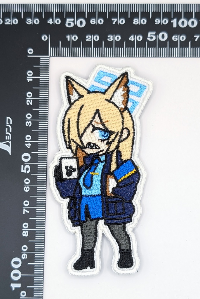 カンナ　刺繍パッチ