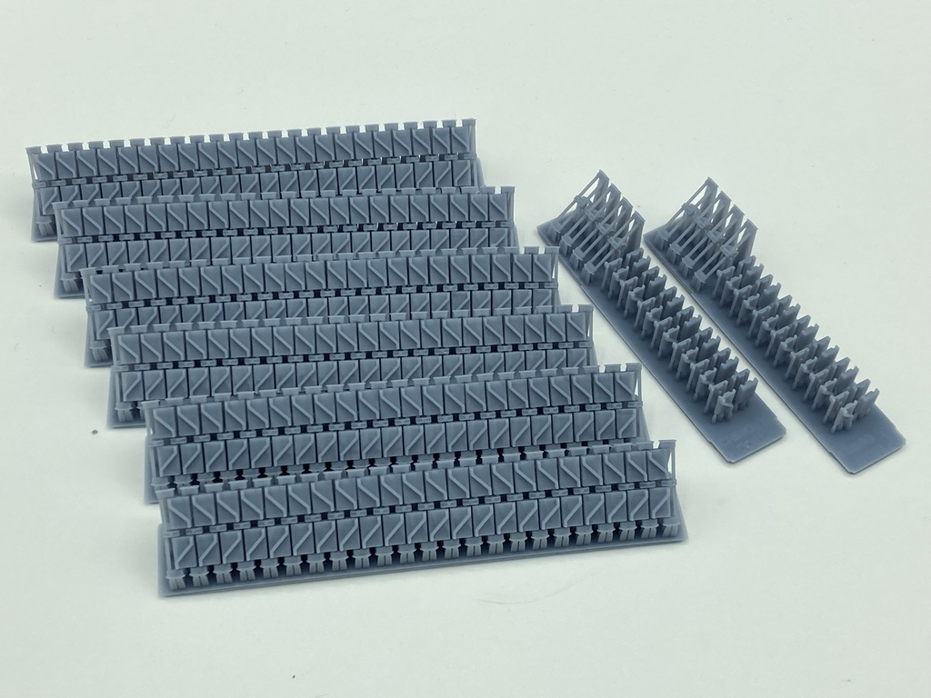 【BOOTH限定】CM-041 1/35 T80型連結済み可動履帯