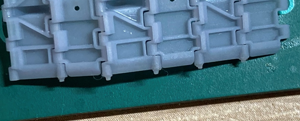 1/35 T-34 初期V型500mm 連結可動履帯用 Eリングピン【裏メニュー】