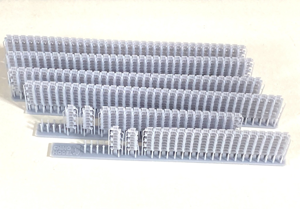 CM-081 1/35 パンター用連結済み可動履帯