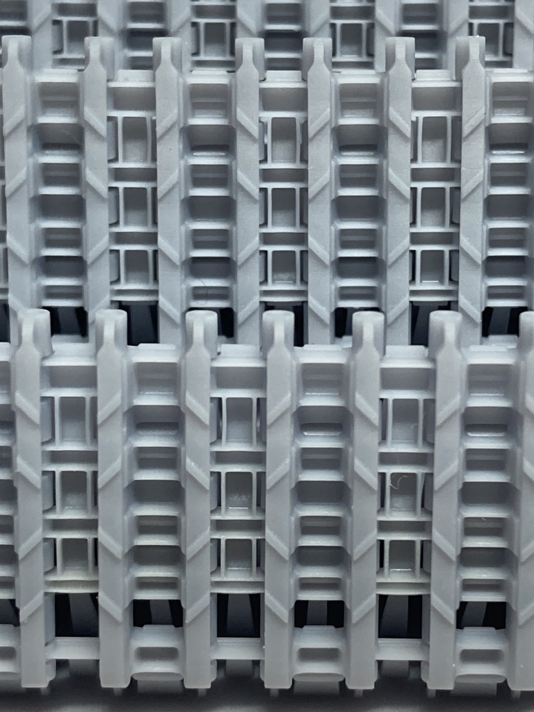 CM-085~088 1/35 ティーガーⅡ用連結済み可動履帯