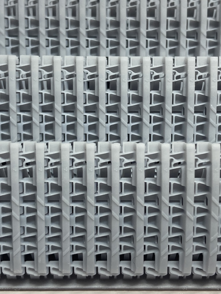 CM-085~088 1/35 ティーガーⅡ用連結済み可動履帯