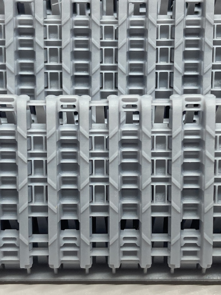 CM-085~088 1/35 ティーガーⅡ用連結済み可動履帯