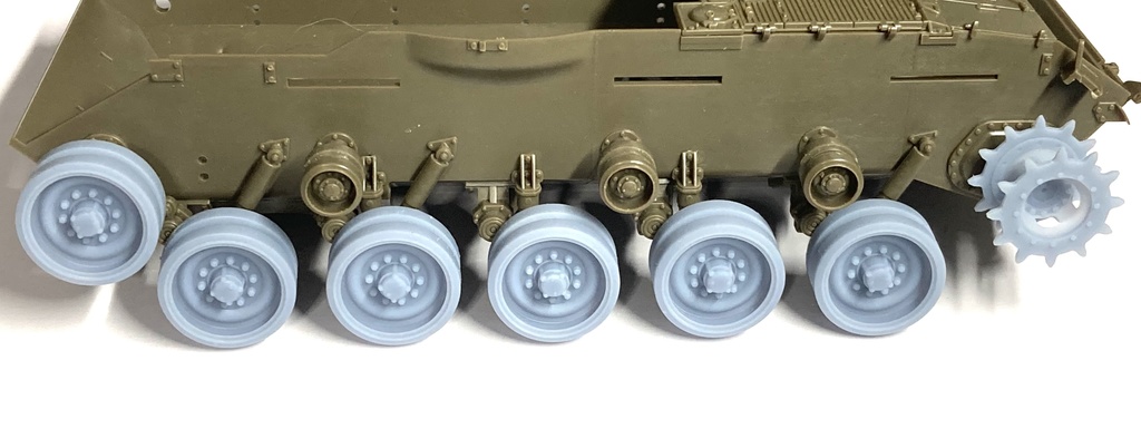 CM-109 1/35 M41ウォーカーブルドッグ用ホイールセット