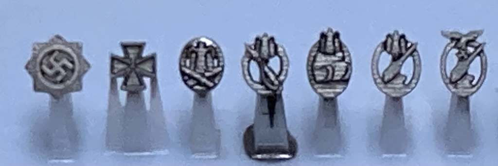 CM-176A 1/35 WW2独・勲章セットvol.1