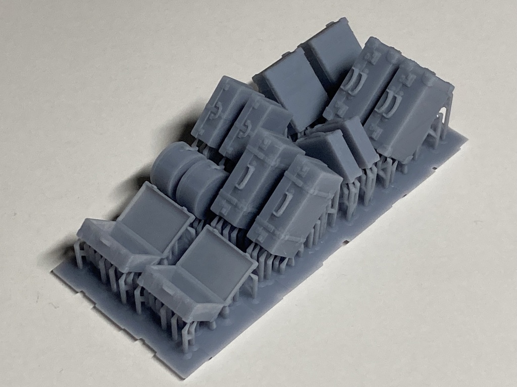 CMRG35014 1/35 ヴィンテージスーツケースセット