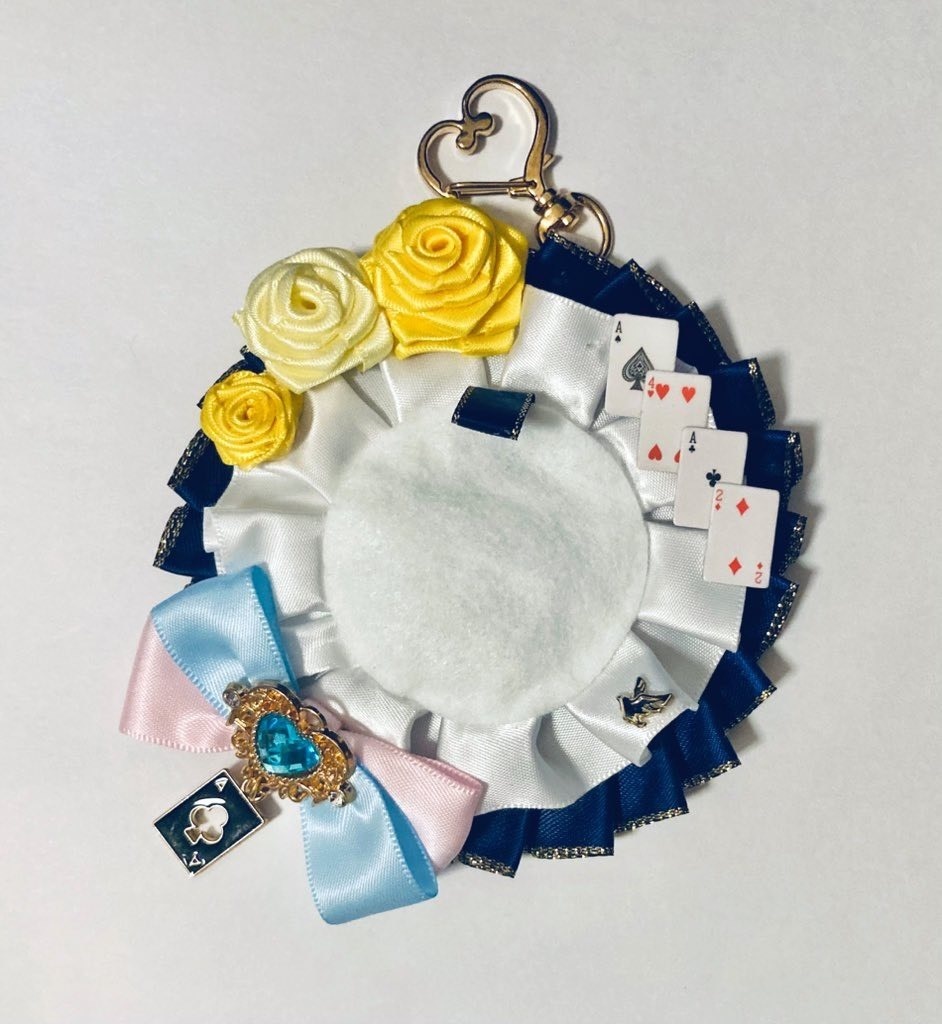 怪盗キッドイメージ　缶バッジロゼット 