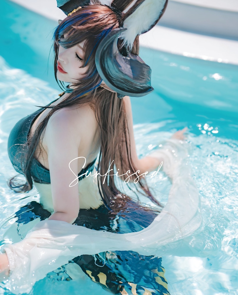 【C104新刊】水着ガレヲン写真集「Sunkissed.」