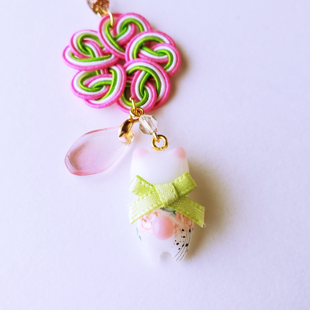 ハンドメイド ぐで猫☆オリジナルチャーム【桜②】